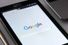 Jak usunąć konto Google z telefonu?