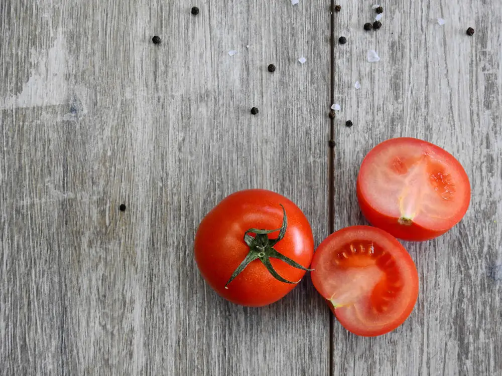 Pomidory – jakie mają witaminy i jak je przyrządzić?