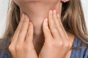 Zapalenie gardła – przyczyny, objawy i sposób leczenia